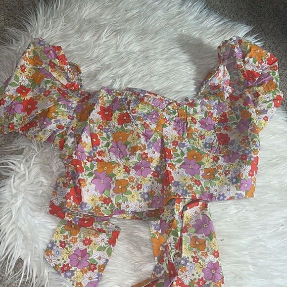 Glamorous Top Womens Size Large Retro Floral back tie crop Blouse Spring summer - Picture 2 of 9